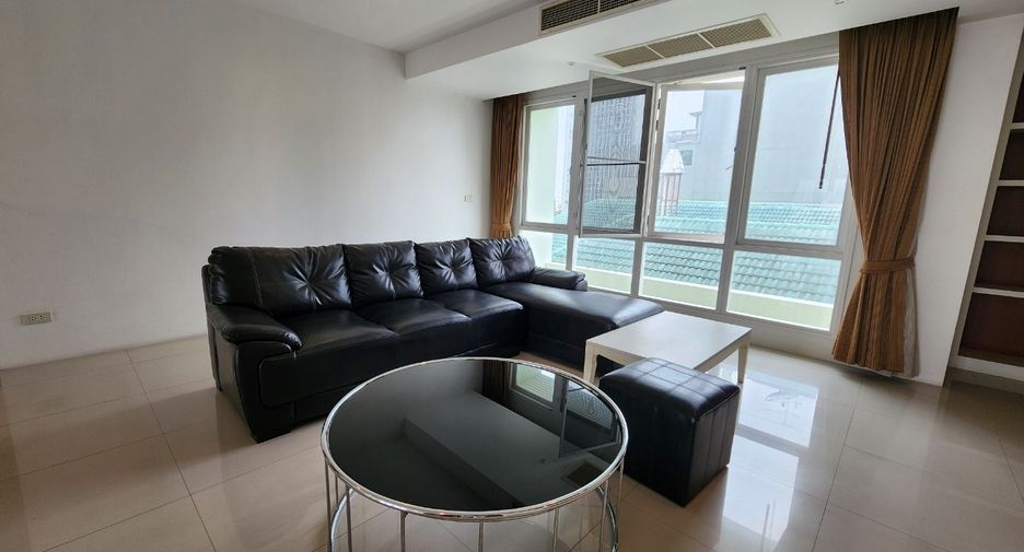 Condo en alquiler de 3 habitaciones en Watthana, Bangkok