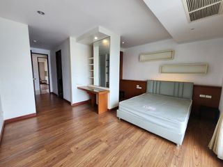 Condo en alquiler de 3 habitaciones en Watthana, Bangkok