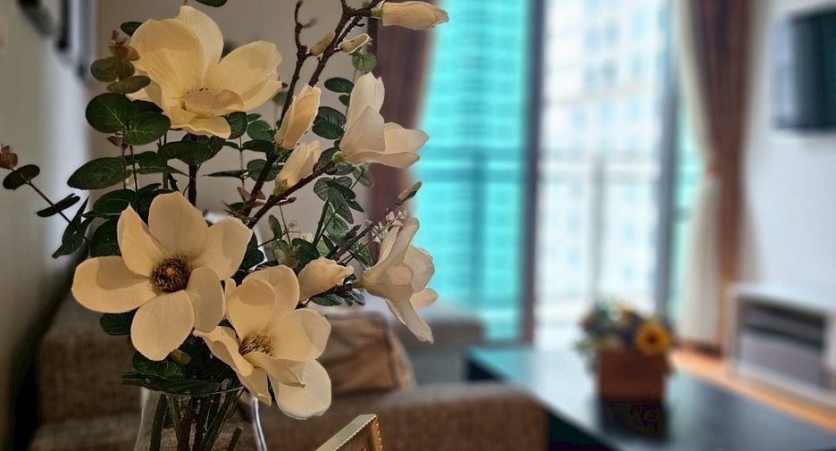 For rent 1 bed condo in Khlong Toei, Bangkok