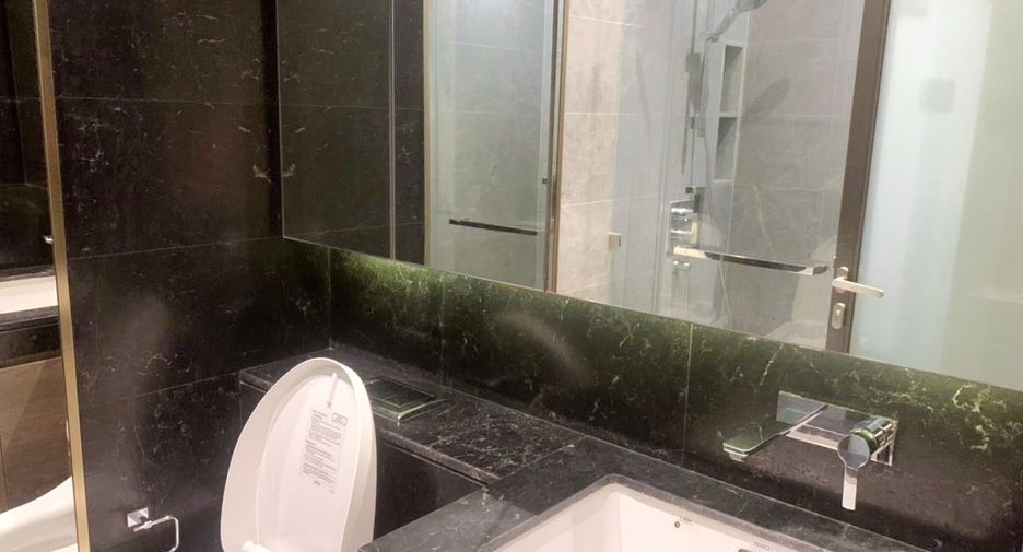 Wohnung zur Miete mit 1 Zimmer in Pathum Wan, Bangkok