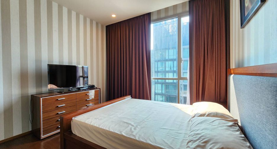 For rent 2 bedrooms condo in Watthana, Bangkok