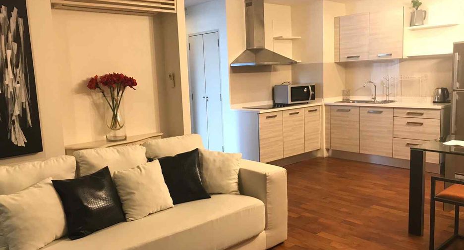 Condo en alquiler de 2 habitaciones en Khlong Toei, Bangkok