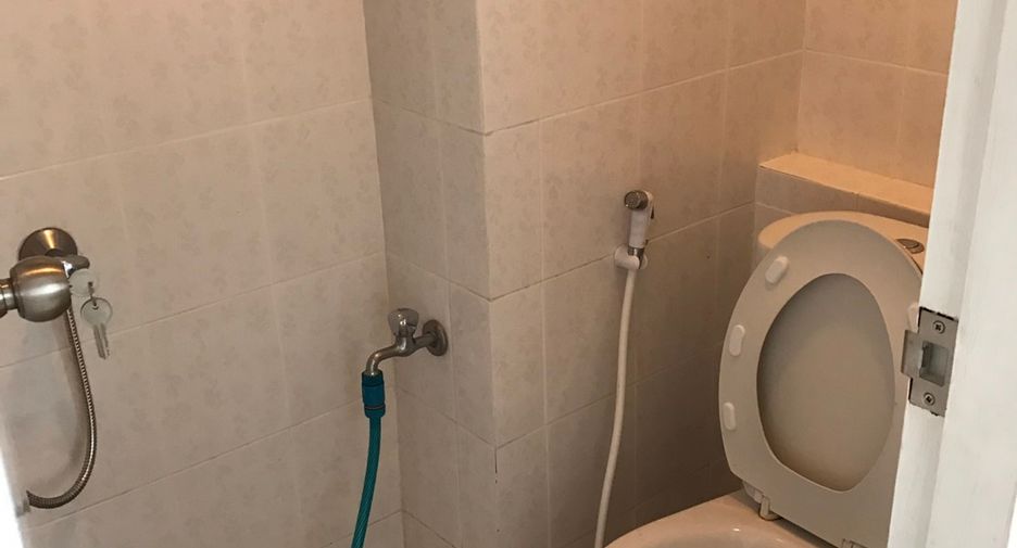 Аренда 3 спальни кондо в Кхлонг Тоеи, Бангкок
