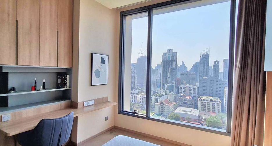 For rent 2 bedrooms condo in Watthana, Bangkok