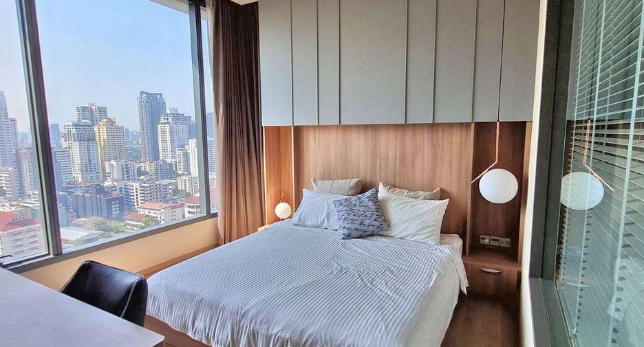 For rent 2 bedrooms condo in Watthana, Bangkok