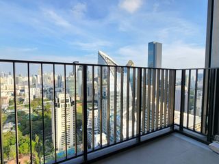 Wohnung zur Miete mit 1 Zimmer in Pathum Wan, Bangkok