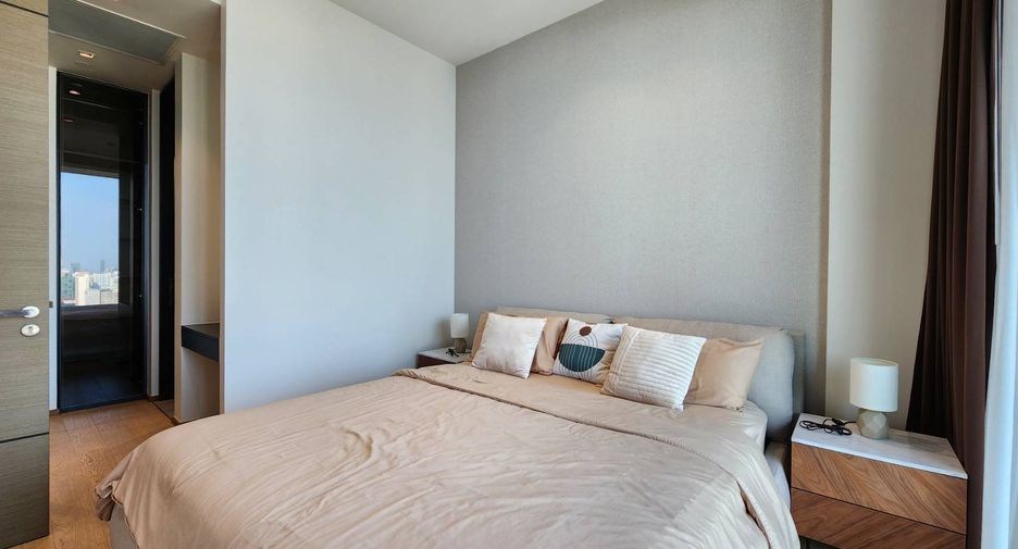 For rent 1 bed condo in Pathum Wan, Bangkok