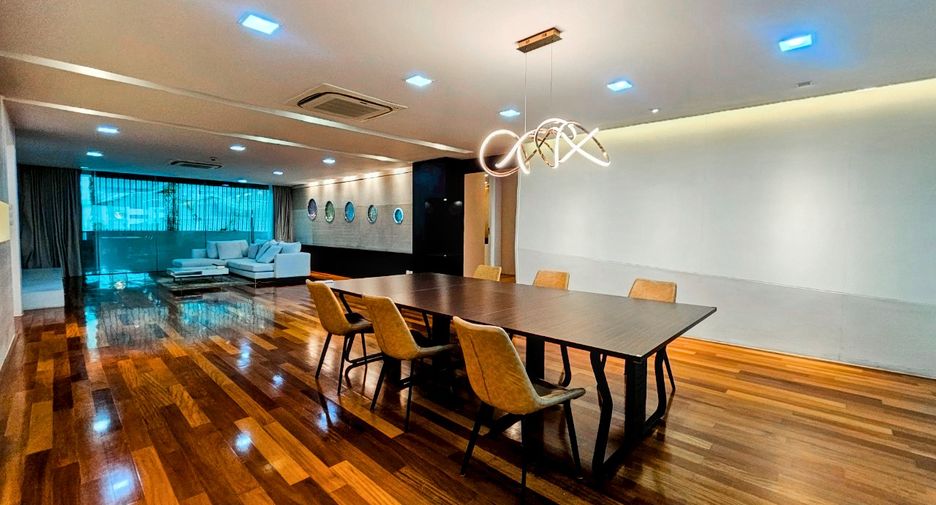 出租 3 卧室 公寓 在 Khlong Toei, 曼谷