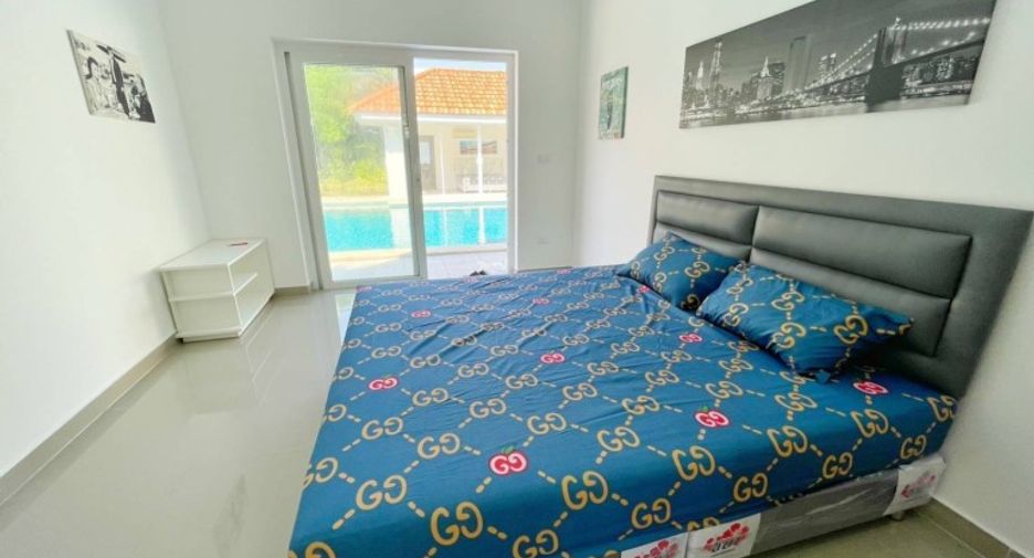 For sale 12 bedrooms house in Pratumnak, Pattaya