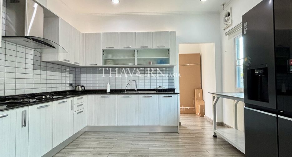 Casa en venta de 3 habitaciones en Bang Lamung, Chonburi