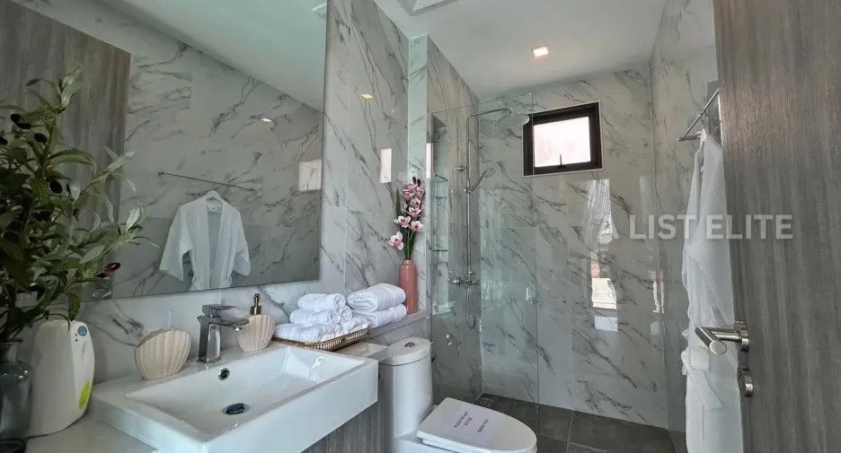 出售 4 卧室 独立屋 在 Bang Lamung, Chon Buri