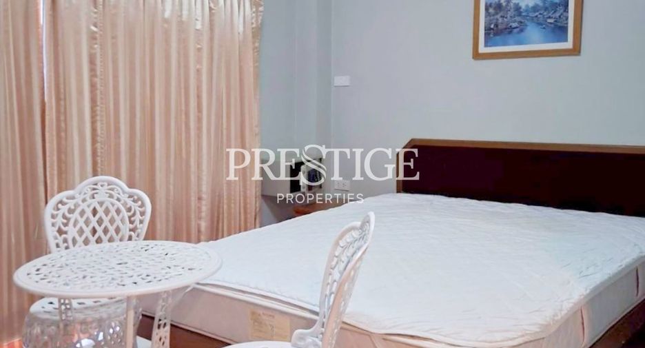 Local comercial en venta de 9 habitaciones en Bang Lamung, Chonburi