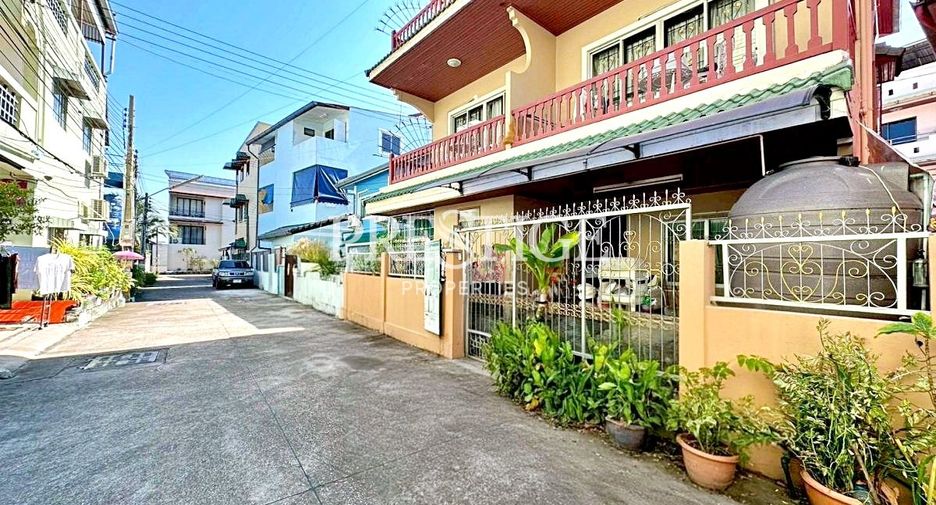 Local comercial en venta de 9 habitaciones en Bang Lamung, Chonburi
