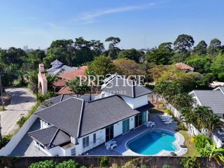 Casa en alquiler de 4 habitaciones en Bang Lamung, Chonburi