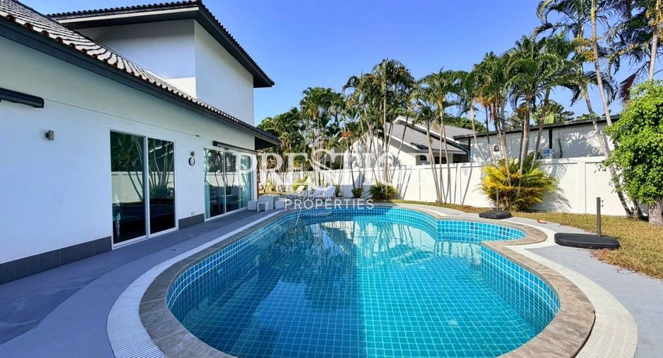Casa en alquiler de 4 habitaciones en Bang Lamung, Chonburi