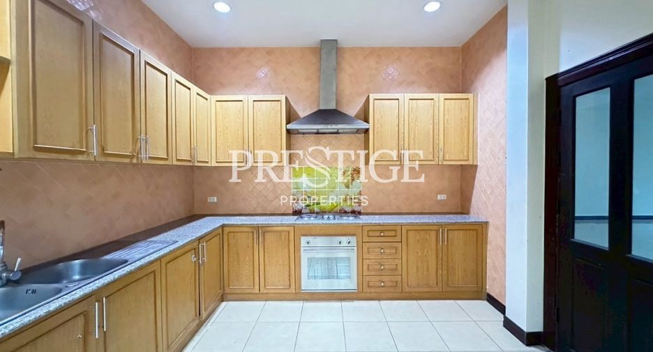 Продажа 3 спальни дом в Банг Ламунг, Чонбури