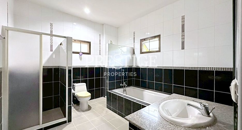 Продажа 3 спальни дом в Банг Ламунг, Чонбури
