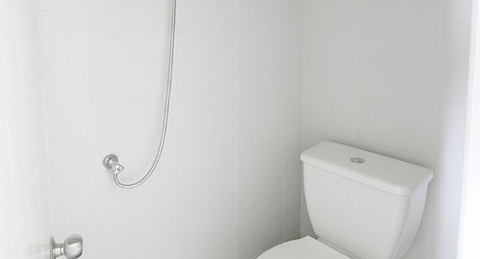 Gewerbefläche zum Kauf mit 3 Zimmer in Lat Phrao, Bangkok
