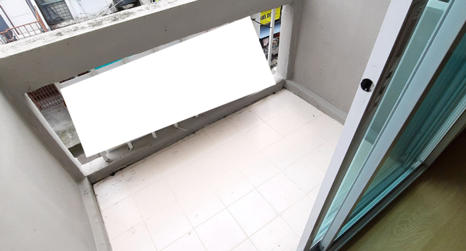 Gewerbefläche zum Kauf mit 3 Zimmer in Lat Phrao, Bangkok