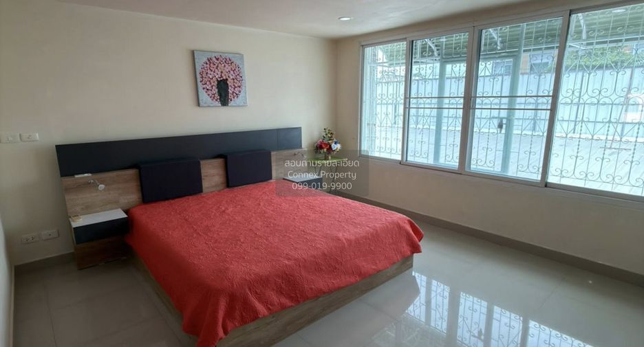 For sale 2 bedrooms townhouse in Lat Phrao, Bangkok