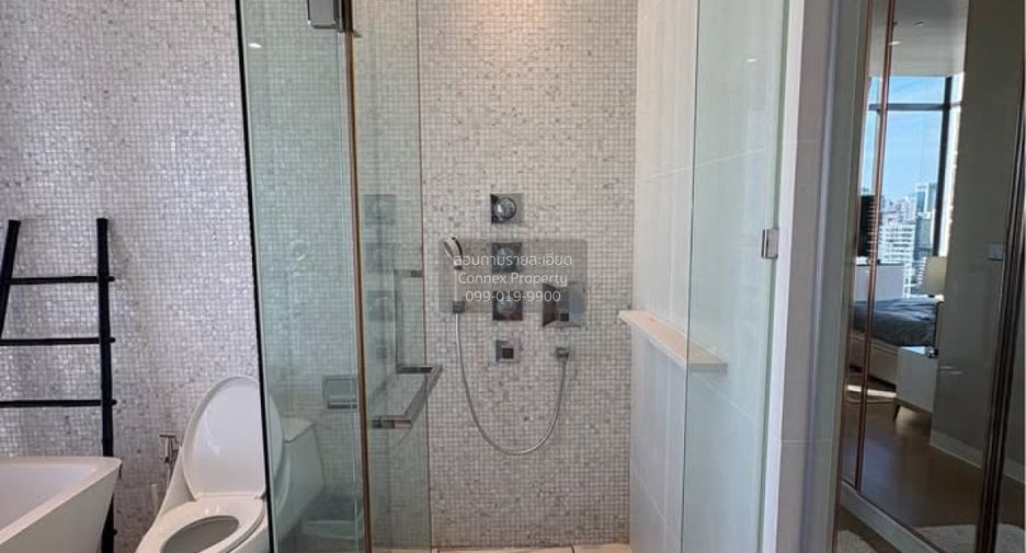 For sale 2 bedrooms condo in Khlong Toei, Bangkok