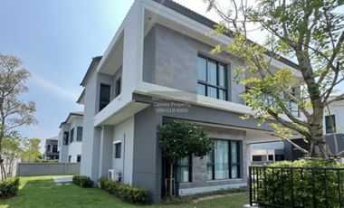 Casa en venta de 4 habitaciones en Nong Khaem, Bangkok