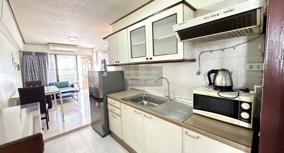 For sale 2 bedrooms condo in Watthana, Bangkok