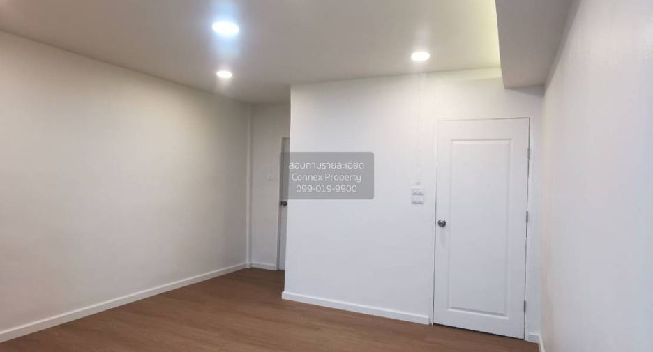 Casa adosada en venta de 2 habitaciones en Sai Mai, Bangkok