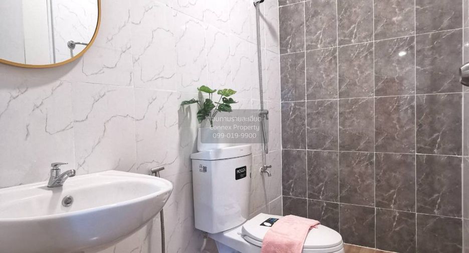 Casa adosada en venta de 2 habitaciones en Sai Mai, Bangkok