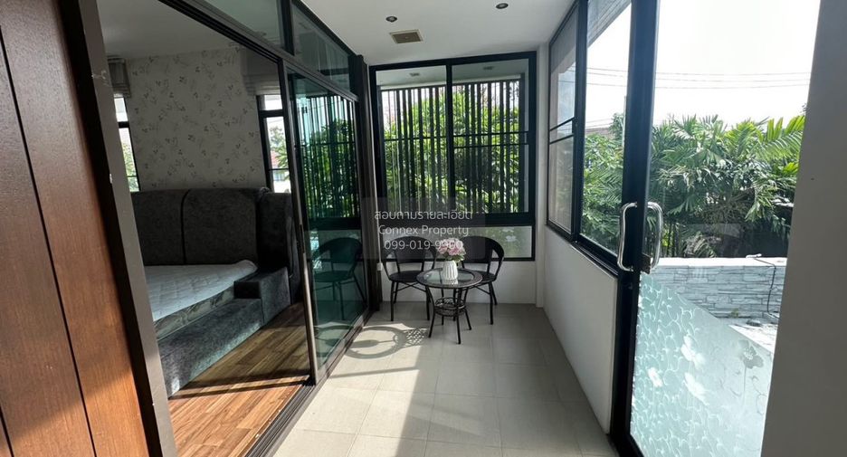 For sale 4 ベッドルーム house in Bang Kapi, Bangkok