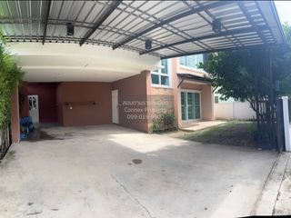 出售 3 卧室 独立屋 在 Sai Noi, Nonthaburi