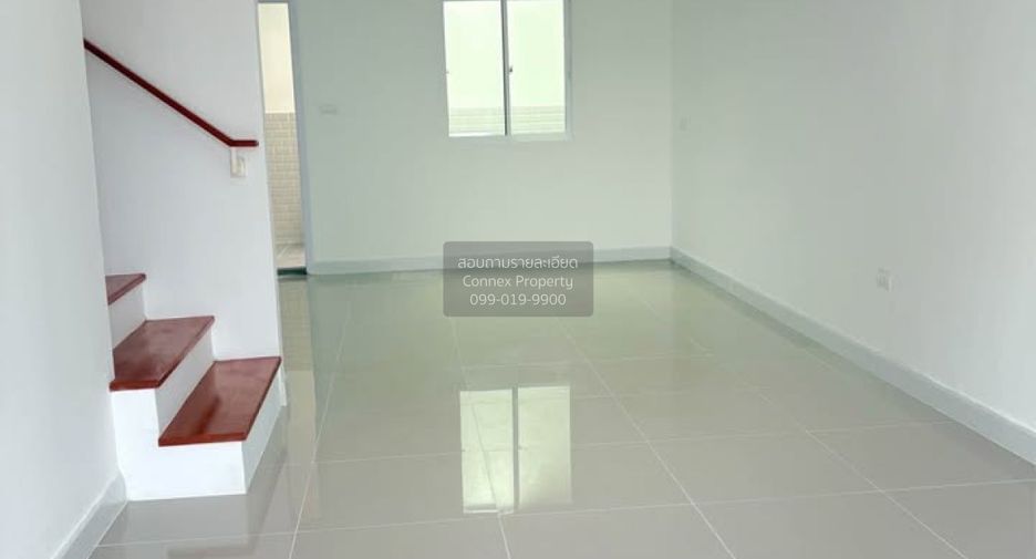 For sale 3 bedrooms townhouse in Sai Mai, Bangkok