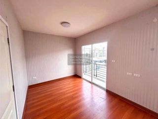 For sale 3 bedrooms townhouse in Sai Mai, Bangkok
