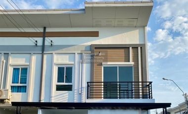 For sale 3 bedrooms townhouse in Sai Mai, Bangkok