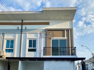 For sale 3 bedrooms townhouse in Sai Mai, Bangkok