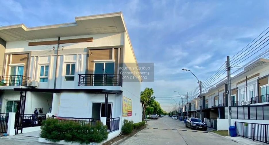 For sale 3 bedrooms townhouse in Sai Mai, Bangkok