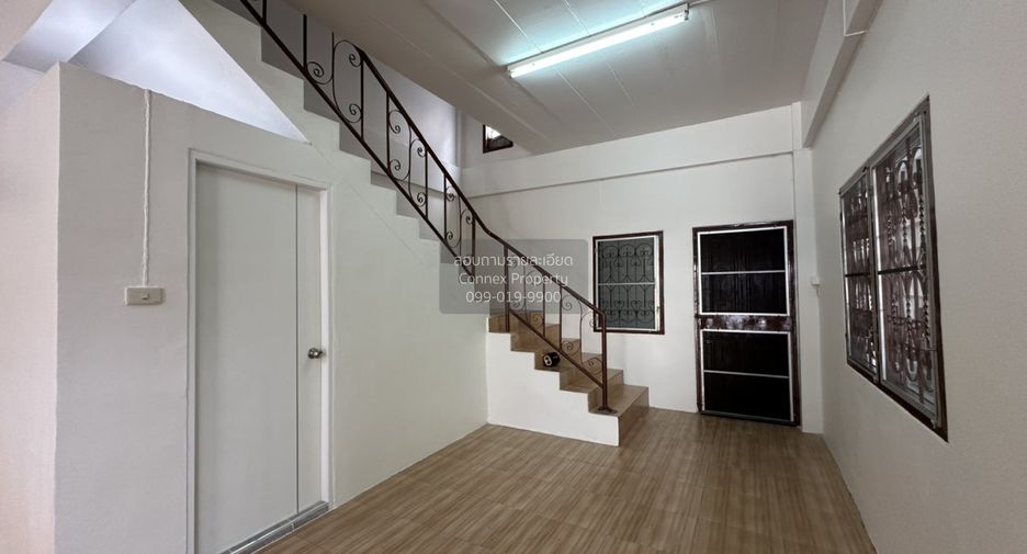 For sale 2 bedrooms townhouse in Min Buri, Bangkok