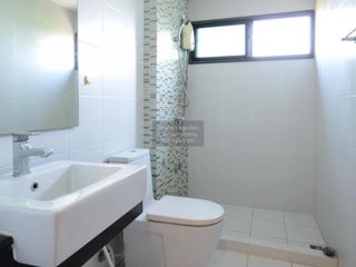 Продажа 4 спальни таунхаус в Mueang Nonthaburi, Нонтабури