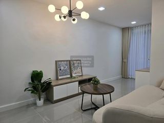 À vendre 2 chambres condo à Din Daeng, Bangkok