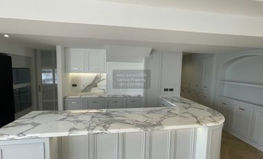 For sale 3 bedrooms condo in Watthana, Bangkok