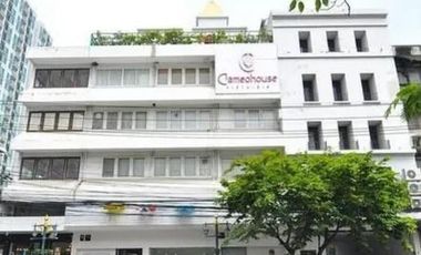 À vendre 3 chambres condo à Watthana, Bangkok
