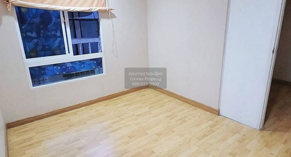 Продажа 3 спальни таунхаус в Чатучак, Бангкок