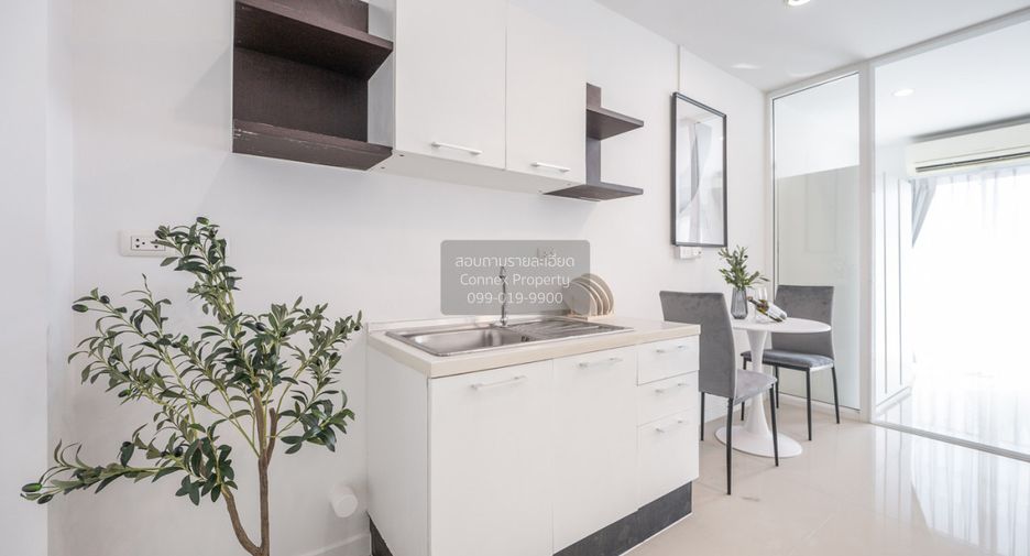 For sale 1 bed condo in Mueang Samut Prakan, Samut Prakan