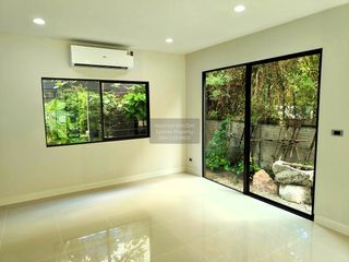 Casa en venta de 4 habitaciones en Sai Mai, Bangkok