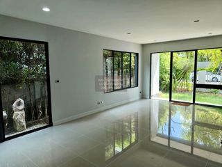Casa en venta de 4 habitaciones en Sai Mai, Bangkok