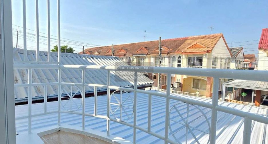 For sale 3 bedrooms townhouse in Bang Bua Thong, Nonthaburi