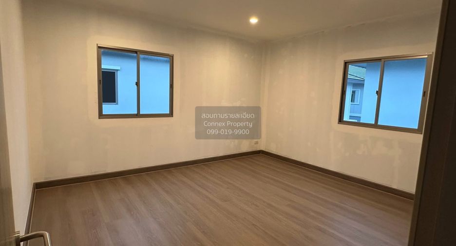 For sale 4 bedrooms house in Saphan Sung, Bangkok