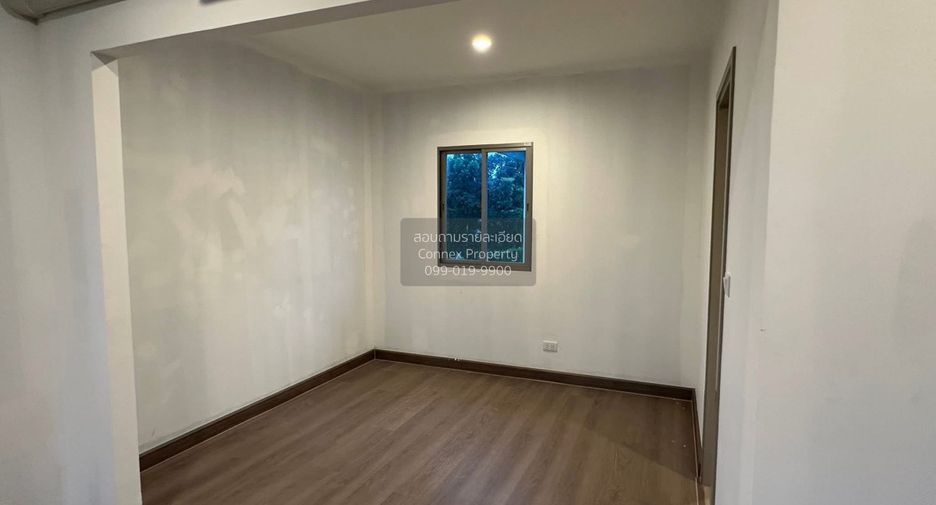 For sale 4 bedrooms house in Saphan Sung, Bangkok