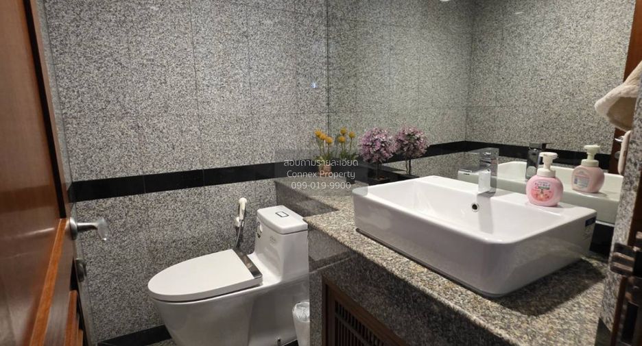 For sale 2 bedrooms condo in Watthana, Bangkok