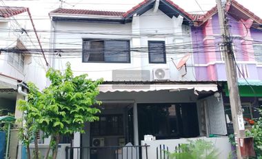 For sale 3 bedrooms townhouse in Bang Bon, Bangkok